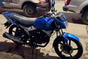 Motochorros nocturnos: misterio sobre ruedas