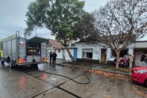 Fuego en MDP: ardió un techo cerca de la Terminal