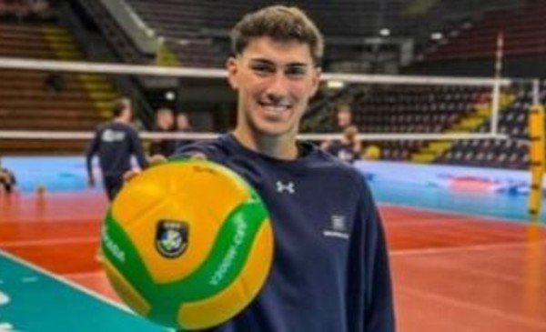 Lucas Conde se suma al dream team del vóley argentino