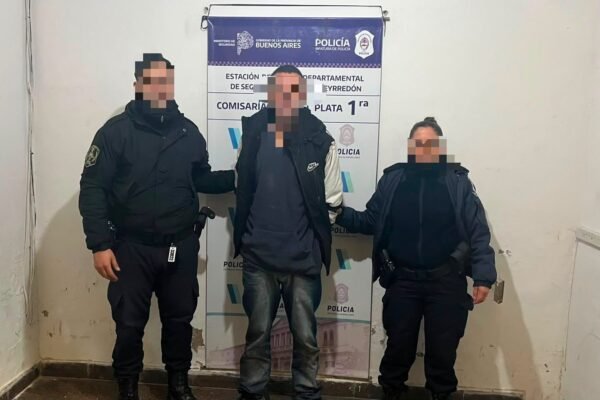 Breaking Bad en MDP: intentó abrir un auto y salió mal
