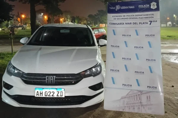 Fiat Cronos… ¿El auto fantasma de Mar del Plata?