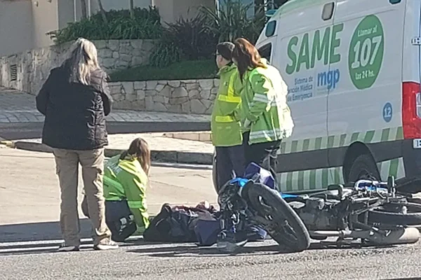 Motociclista herido tras choque con camioneta en MDP