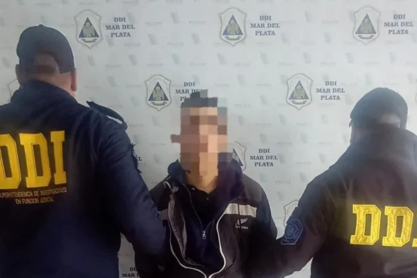 Cayó en el centro un joven con captura por tentativa de robo