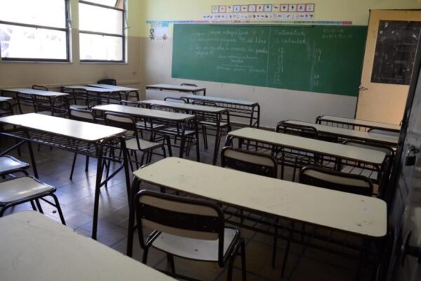 Paro docente en Mar del Plata con acatamiento total