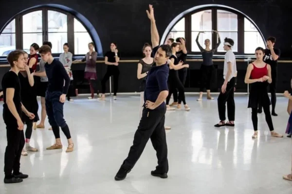 Iñaki Urlezaga regresa: baile en la Feliz