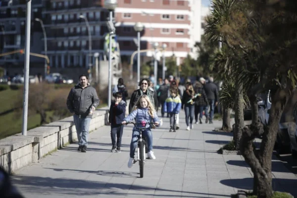 Vacaciones frías: el turismo en MDP no calentó